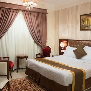 Safari Hotel Apartment